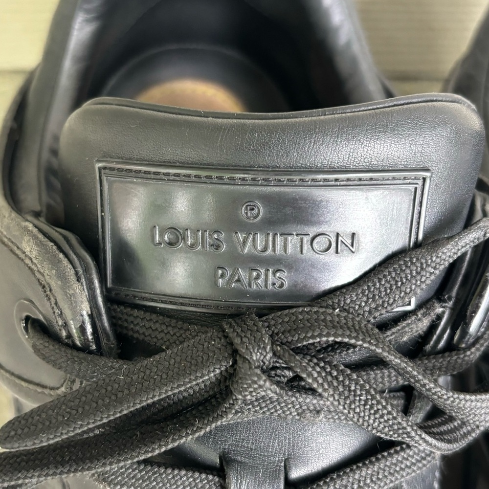 Louis Vuitton Black LV Monogram Engraved Sneakers 🔥 - Picture 7 of 11